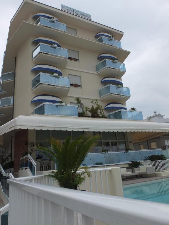 Canarie Hotel
