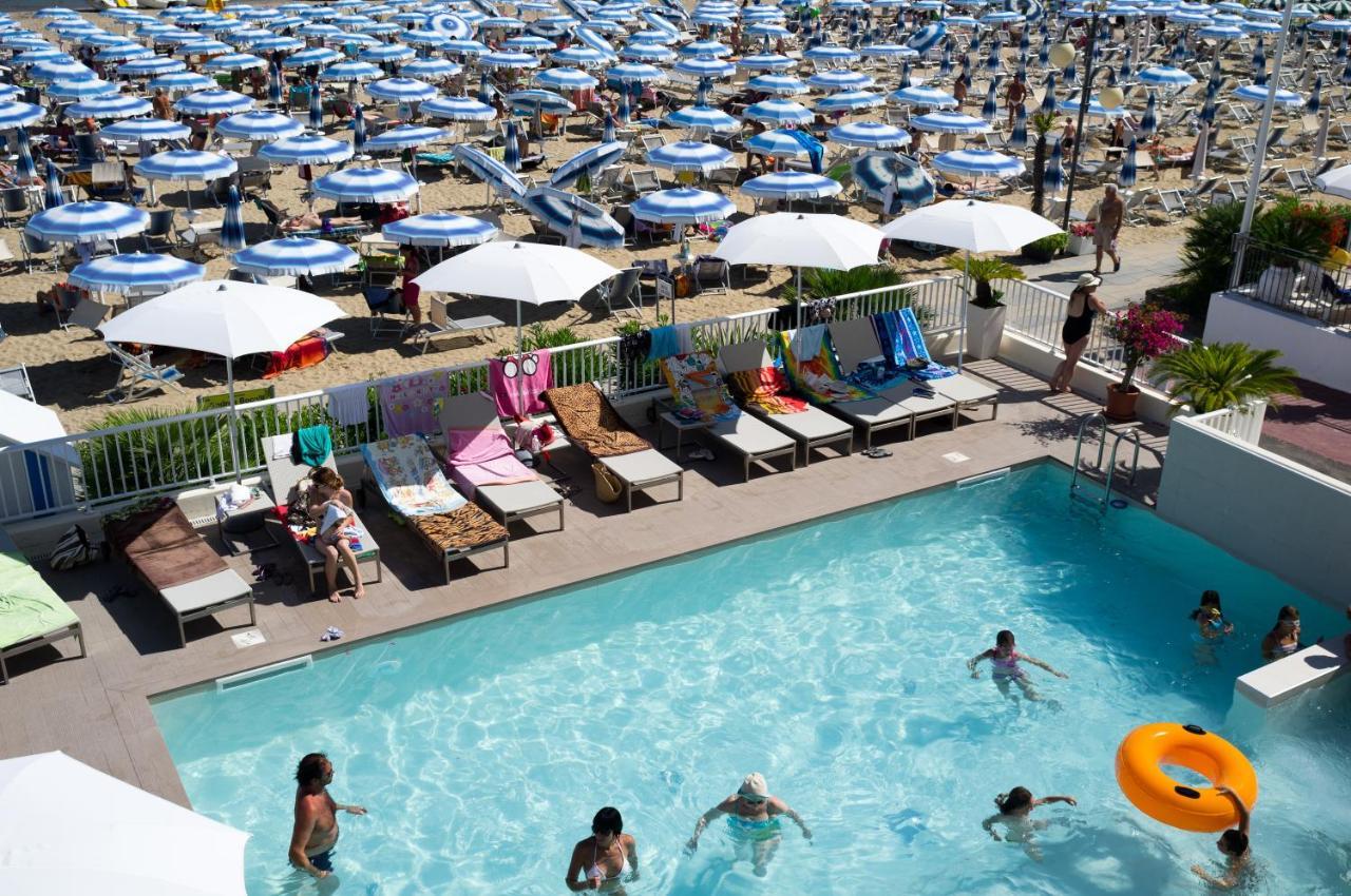 Hotel Canarie 3*