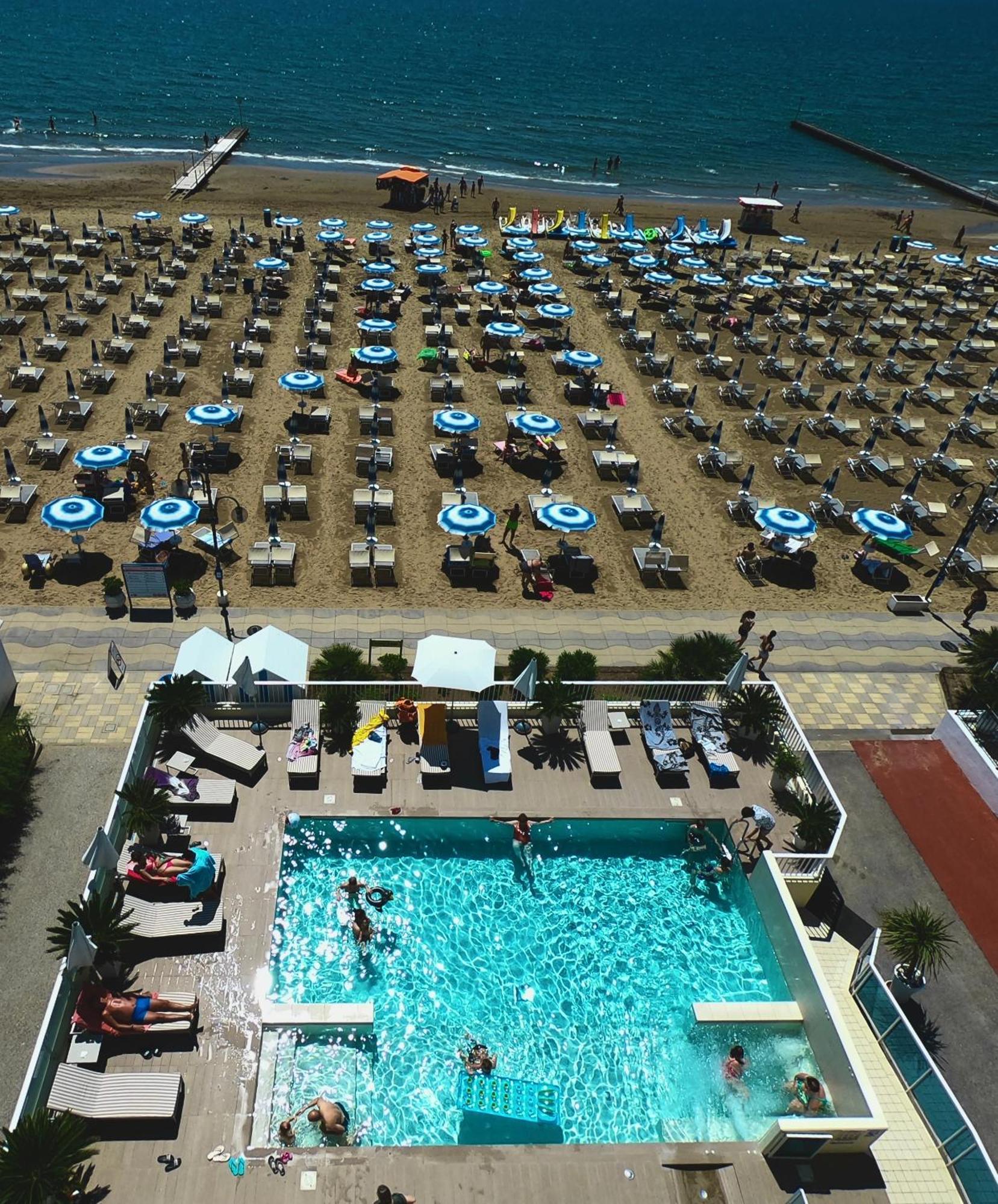 Hotel Canarie 3*